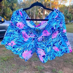 Lilly Pulitzer Blue & Pink Shorts Size 16